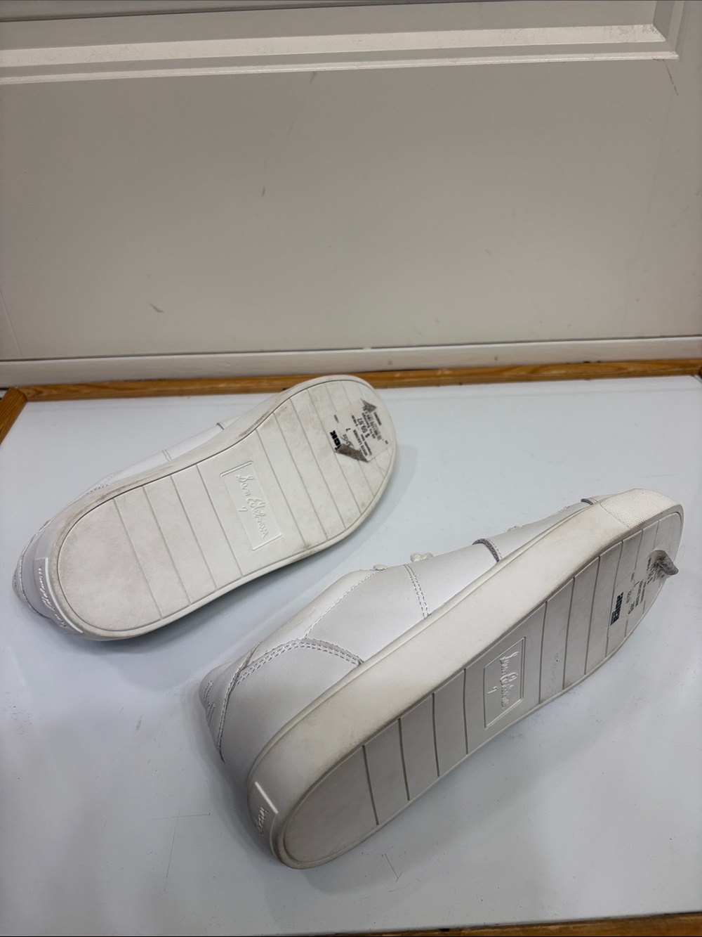 Sam Edelman Women’s SE-1980 White Leather Casual Sneakers - Picture 7 of 9